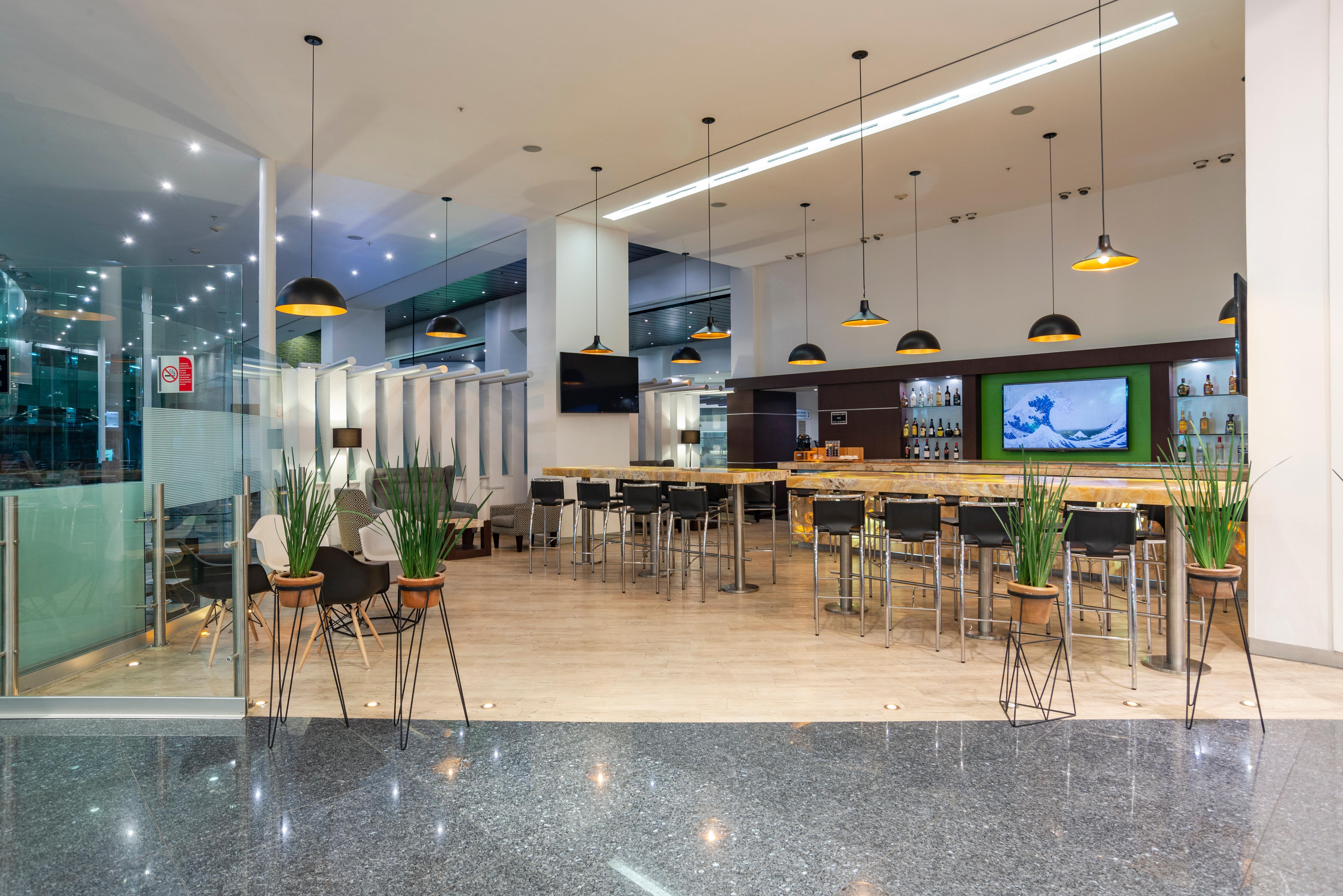 墨西哥城大学广场假日酒店 外观 照片